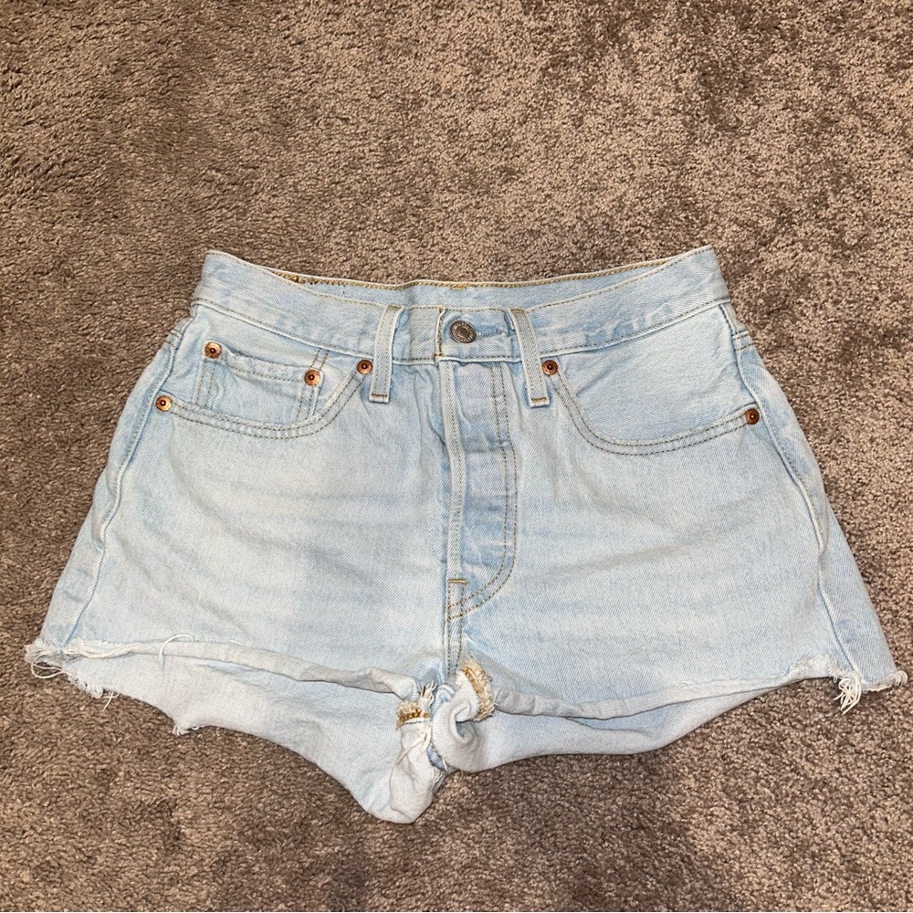 Women’s Levis 501 Shorts